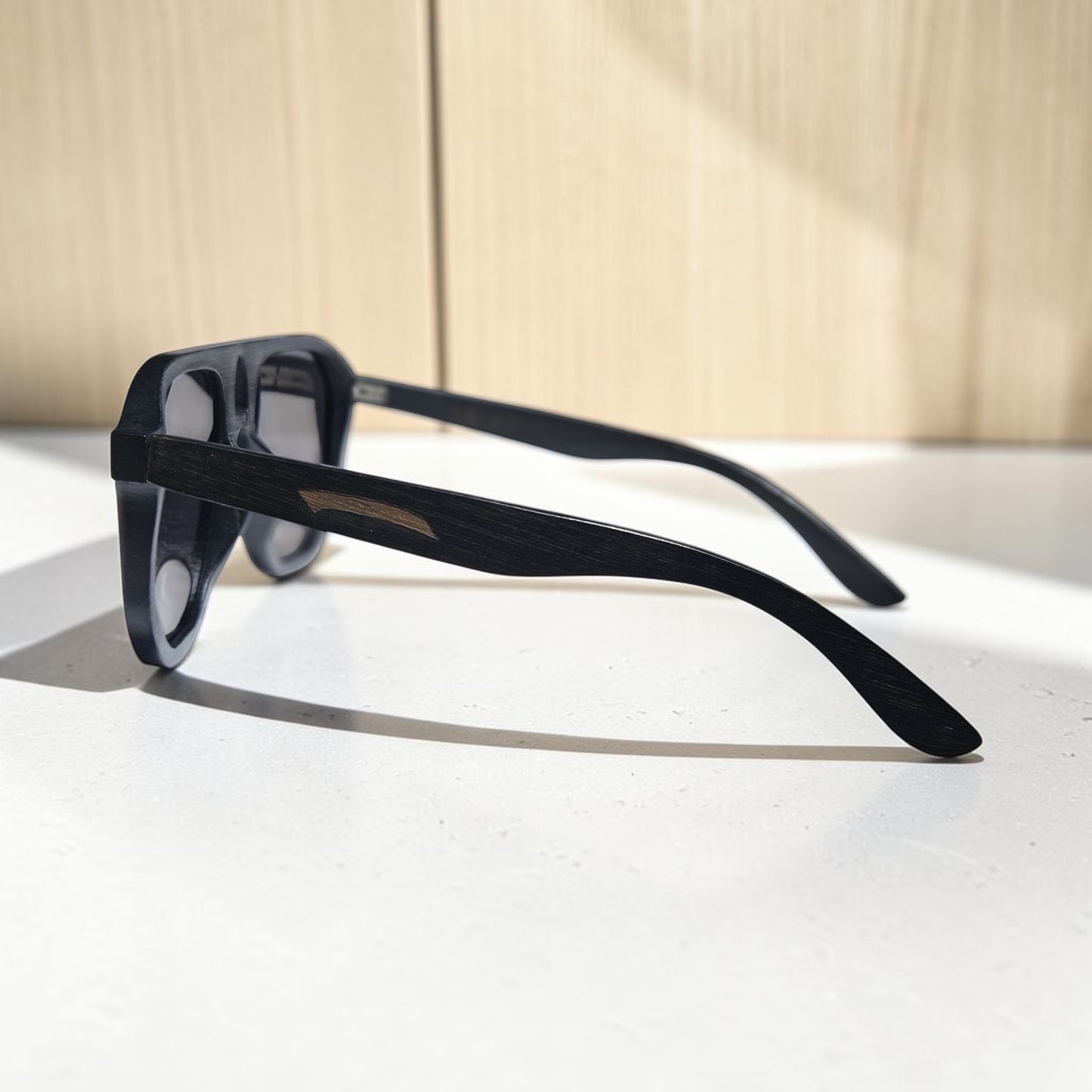 Vyzion Deuce Black (dark lens)