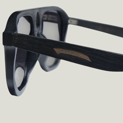 Vyzion Deuce Black (light lens)